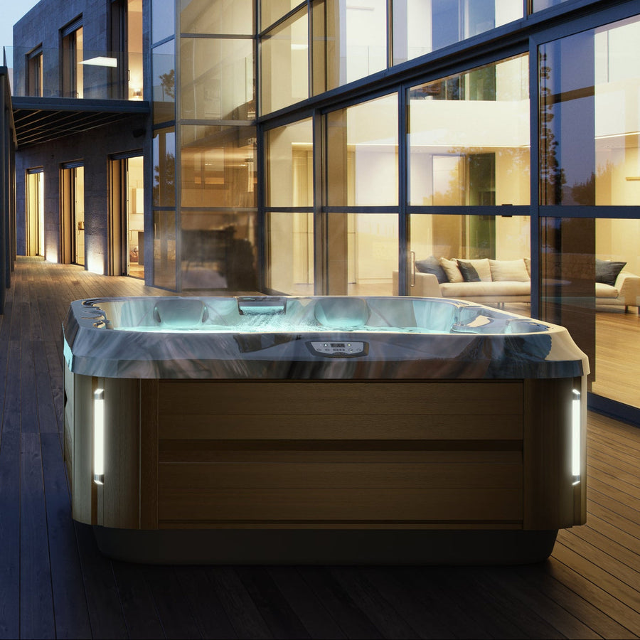 Jacuzzi® J325IP™ Hot Tub