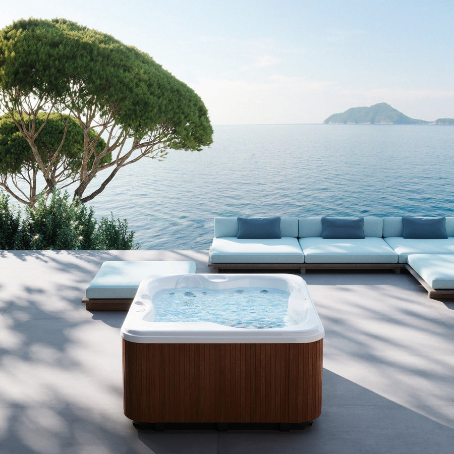 Jacuzzi® Lodge™S Hot Tub